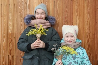 В парках городского округа Воскресенск прошло праздничное мероприятие "Весна, цветы и комплименты"