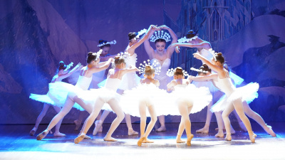 В ДК «Цементник» прошел концерт «Под светом Рождественской звезды» 