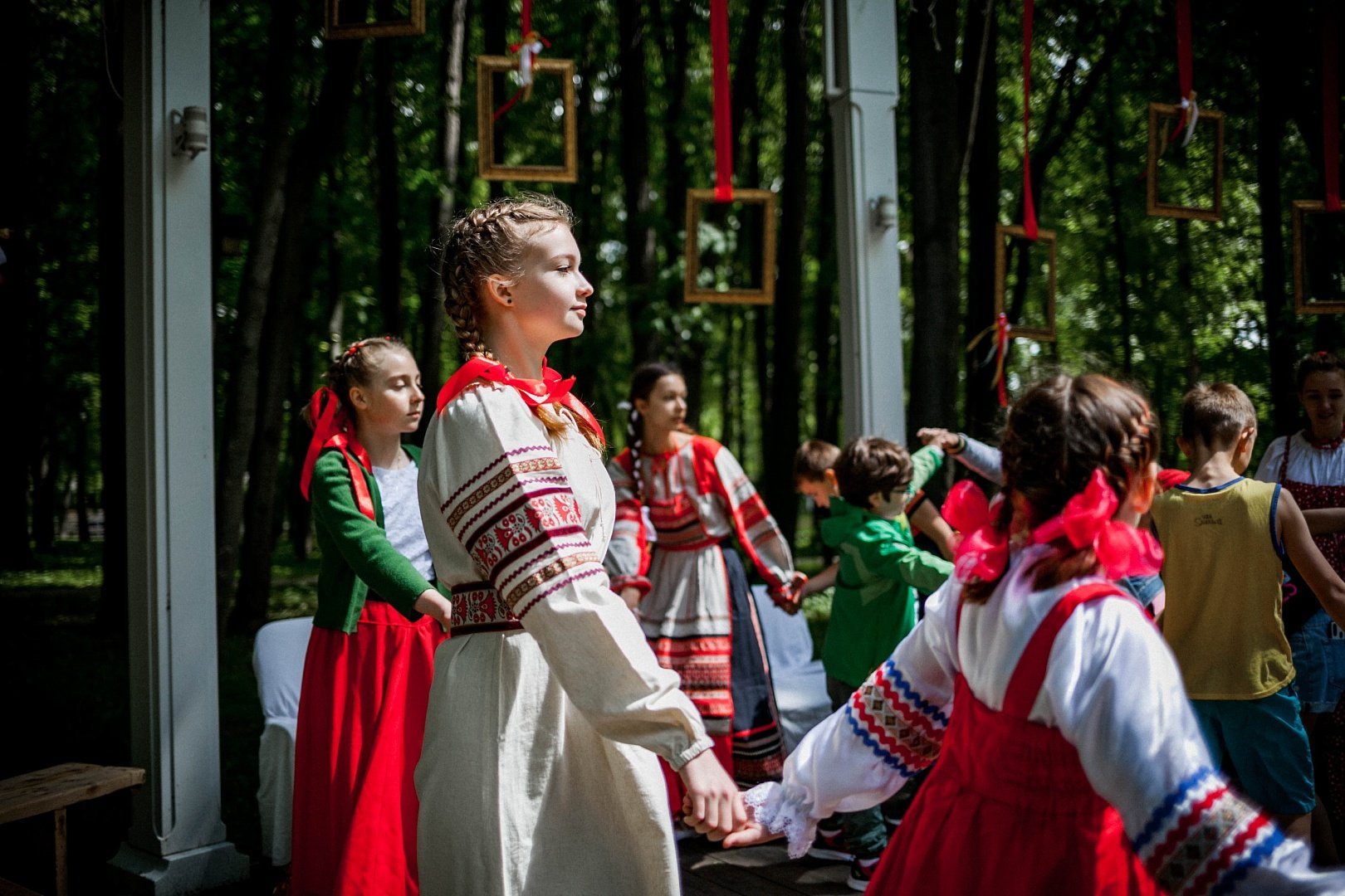 Хоровод в помещении. Якутия хоровод.