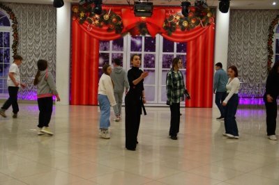 Танцуем вальс выпускников