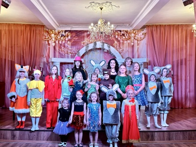 В МУ "Концертно-выставочный зал" состоялся концерт "Поёт зима"