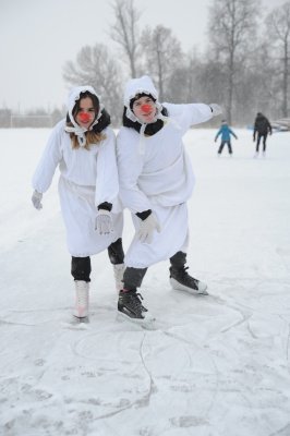 Позитивный "Снеж.com"