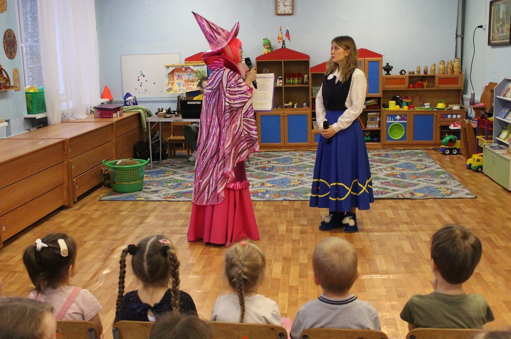 Светлячок мультяшный. Светлячок 9. Светлячок 9. Навашино детский сад светлячок. Светлячок с фонариком.