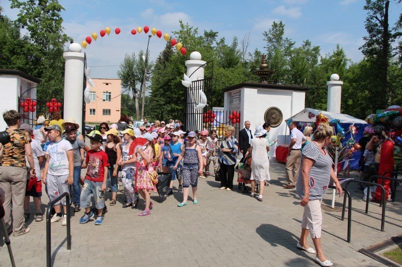 Погода воскресенское нижегородская область на 10. Парк Москворецкий Воскресенск. ЦКИД Москворецкий Воскресенск. Парк на Красном Строителе Воскресенск. Москворецкая Воскресенск.