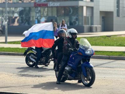 В городском округе Воскресенск дан старт X юбилейного международного мотомарша «Дороги Победы – Пламя памяти 2025»