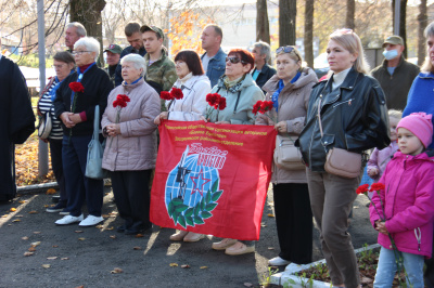 В пгт. им. Цюрупы почтили память воинов-интернационалистов, погибшим в локальных войнах и вооруженных конфликтах