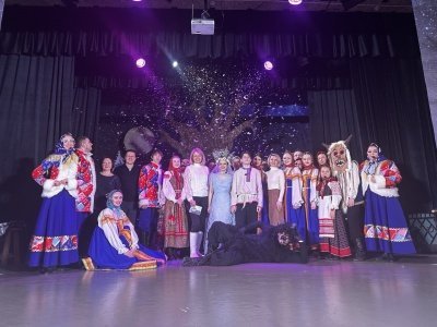 С успехом прошел показ иммерсивного спектакля «Букет» 