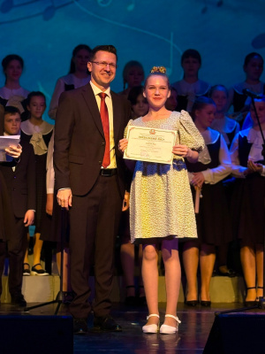 Преподаватели и учащиеся ДМШ №2 подвели итоги учебного года на отчетном концерте