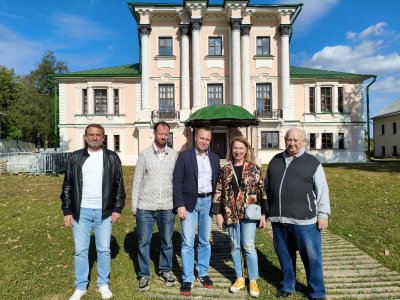 В Воскресенске встретились те, для кого история семьи Лажечниковых — это часть личной и культурной памяти В Воскресенске встретились те, для кого история семьи Лажечниковых — это часть личной и культурной памяти