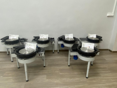 В рамках реализации проектов инициативного бюджетирования были приобретены гончарные круги для ДШИ "Фламинго" В рамках реализации проектов инициативного бюджетирования были приобретены гончарные круги для ДШИ "Фламинго"